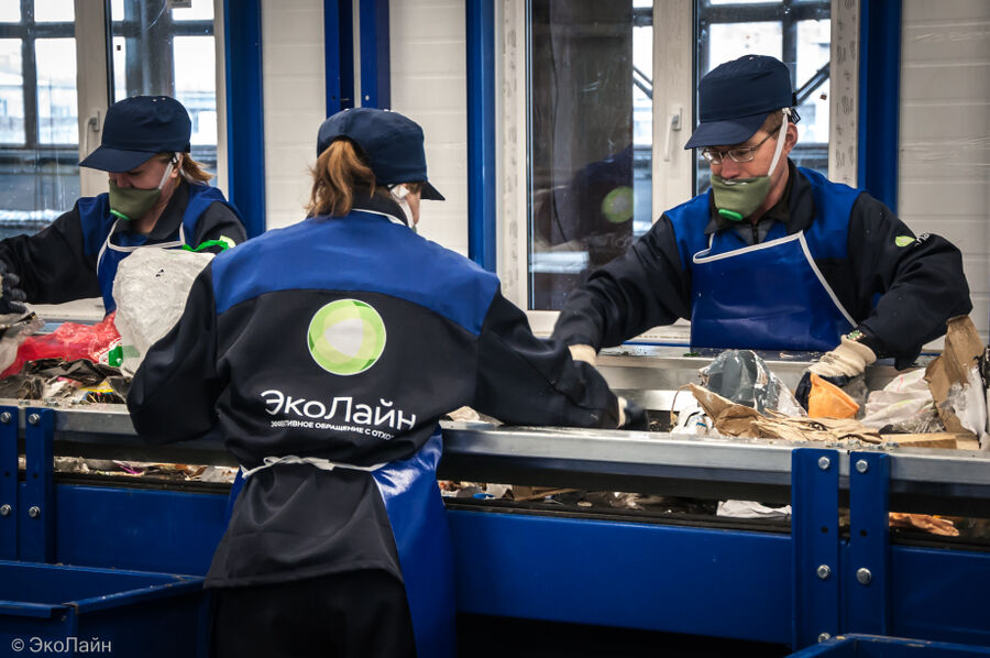 В новогодние каникулы москвичи выбросили в 10 раз больше стекла