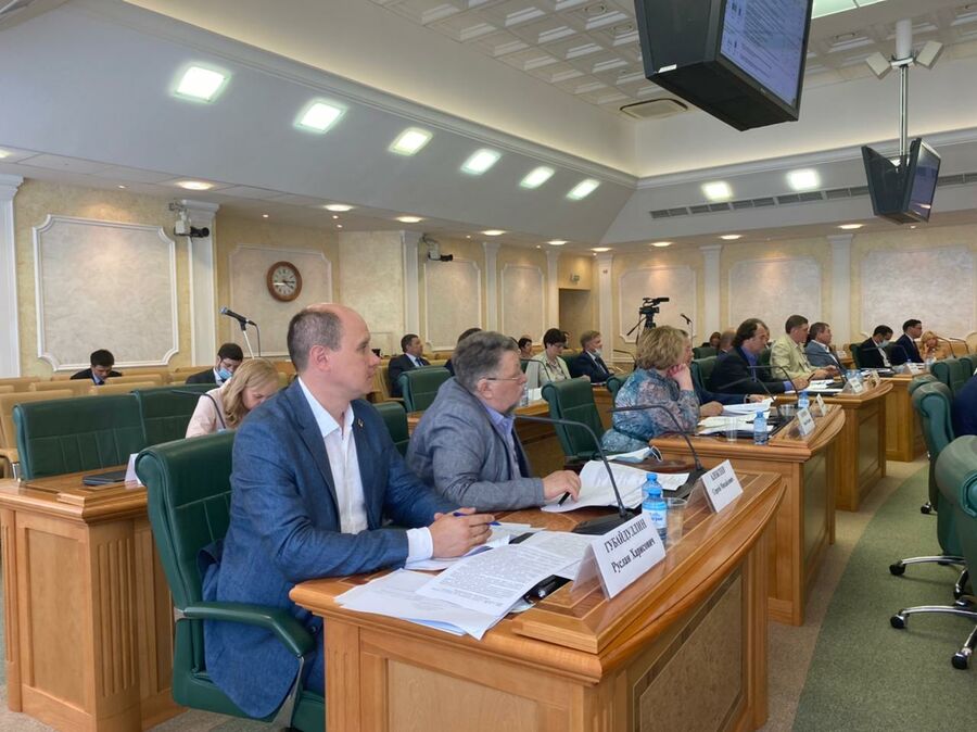 Руслан Губайдуллин рассказал сенаторам, как предлагает изменить законодательство в сфере обращения с отходами